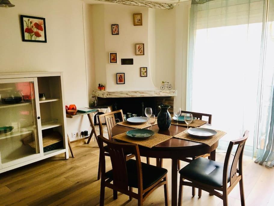 Les Coquelicots Du Quartier Haut Apartamento Sète Exterior foto